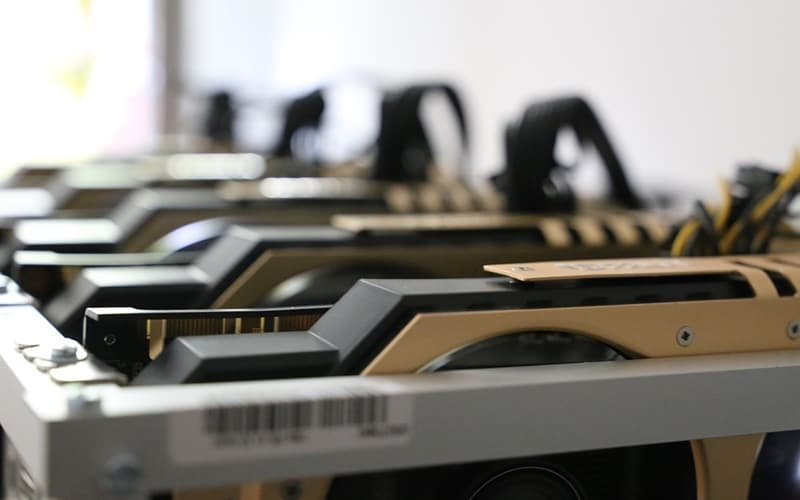 Genesis Mining is Back, HashFlare Succeeds to Renew SHA-256 Contracts