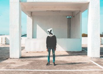 BITCOIN [BTC] DID NOT NEED THE BITCOIN FOUNDATION TO SUCCEED, SAYS CHARLES HOSKINSON OF CARDANO [ADA]
